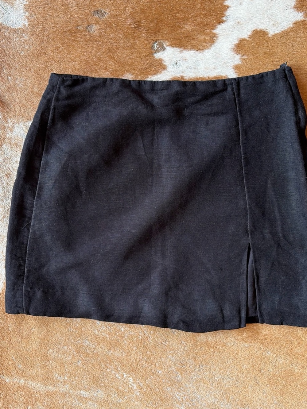 Black LinenMini Skirt with Front Slit
